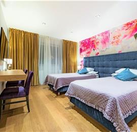 Luxury 5 Bedroom Villa with Heated Pool, Jacuzzi, Steam Room and Sea Views in Lozica near Dubrovnik, Sleeps 10